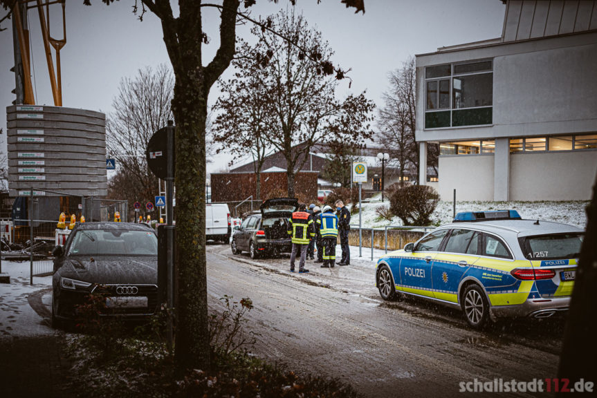 Abteilungsalarm B1, Fahrzeugbrand klein, JohannPhilippGlock Schule