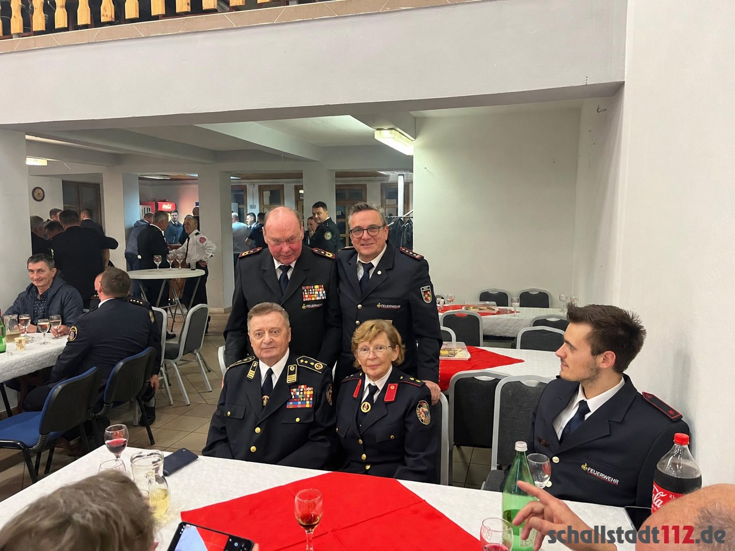 Mitglieder der Feuerwehren Schallstadt und Desno-Trebarjevo bei der Jahreshauptversammlung