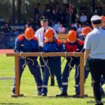 Drei Mitglieder der Jugendfeuerwehr Schallstadt beim Anlegen der Knoten im A-Teil